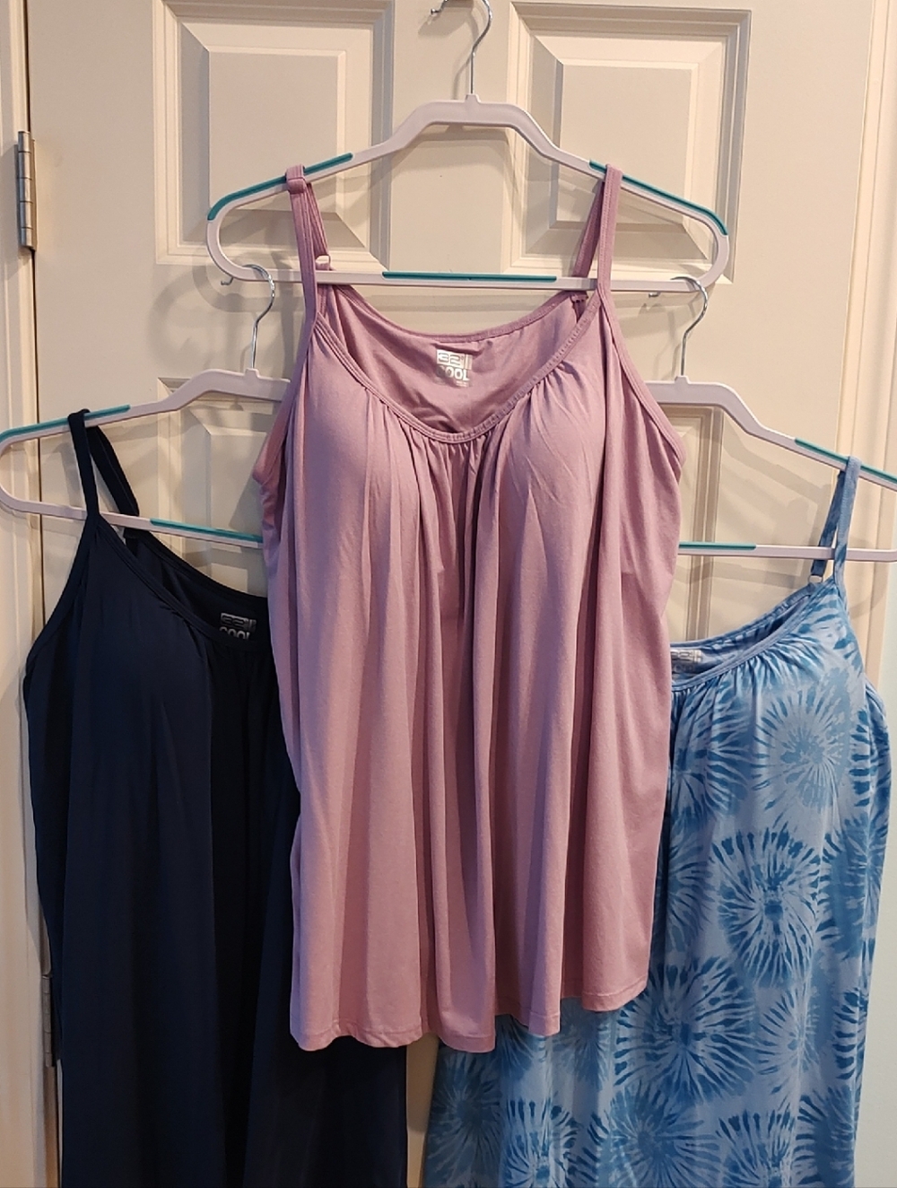 32 Degree Three Bra Tanks with Adjustable Straps